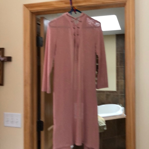 Pink Duster - Picture 2 of 2